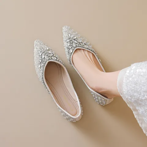 French Pointed Toe Flat Wedding Shoes For Women Champagne Satin Rhinestone Pearl Bridal Flats Elegant Banquet Dress Shoes