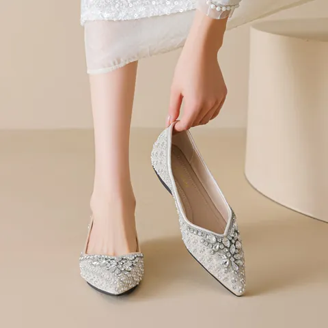 French Pointed Toe Flat Wedding Shoes For Women Champagne Satin Rhinestone Pearl Bridal Flats Elegant Banquet Dress Shoes