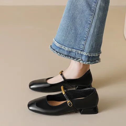 Women Retro Mary Jane Shoes Patent Leather Round Toe Chunky Low Heel Pumps French Style Buckle Strap Casual Dress Shoes For Women
