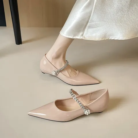Women French Vintage Patent Leather Mary Jane Flats Elegant Pointed Toe Single Shoes With Rhinestone Pearl Strap Party Shoes