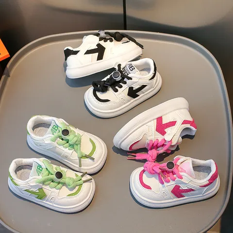 Sneakers da Bambino alla Moda a Blocchi di Colore Scarpe da Passeggio Leggere con Lacci a Coulisse Suola in Gomma Antiscivolo
