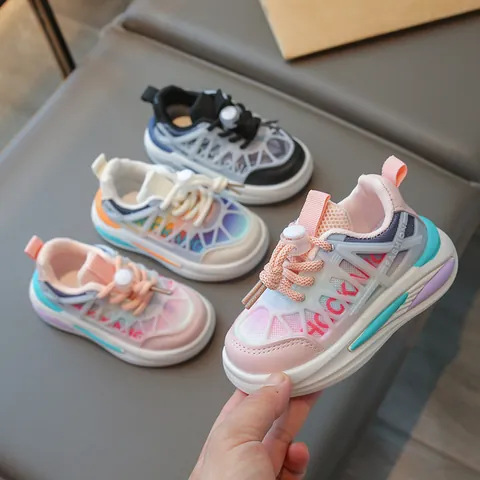 Kids Breathable Mesh Sports Shoes Lightweight Anti-Slip Running Shoes For Boys Girls Fashion Rainbow Sneakers