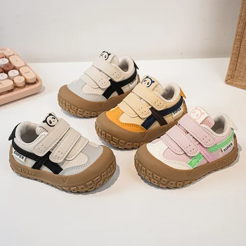 Zapatos de Caminar para Bebé Suela Blanda Zapatillas Antideslizantes Panda Dibujos Animados Velcro Cuero PU Transpirable Zapatos Funcionales
