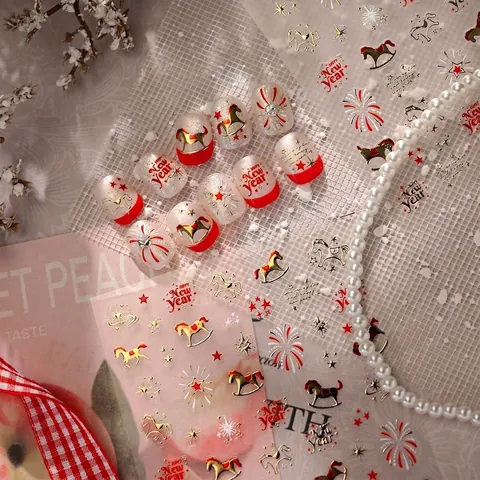 Lindas Pegatinas para Uñas de Caballito de Madera de Año Nuevo Dulce Decoración de Manicura Festiva con Patrones de Estrellas y Fuegos Artificiales