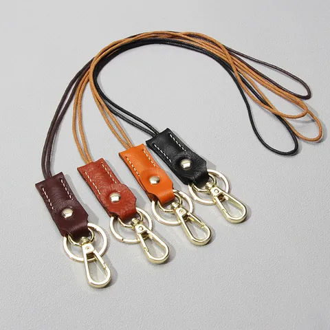 Retro Vegetable Tanned Genuine Leather Keychain Lanyard Handmade Neck Strap With Metal Hook For Car Keys ID Card Holder Men Women