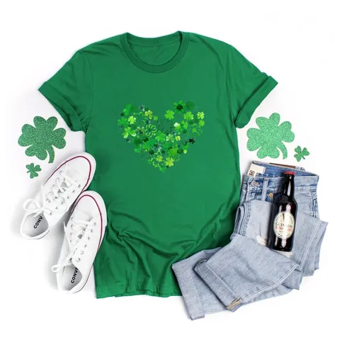 Women's St. Patrick's Day Shamrock Print T-Shirt Green Round Neck Short Sleeve Pullover Loose Fit Festive Graphic Top