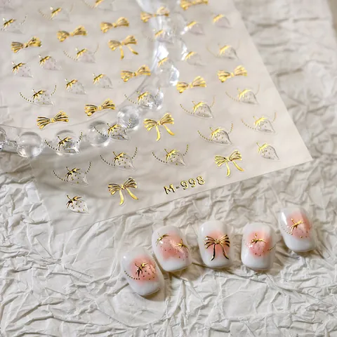 Pegatinas para Uñas con Relieve 3D Dorado Estampado en Caliente Lazo Fresa DIY Nail Art Decals para Decoración de Manicura