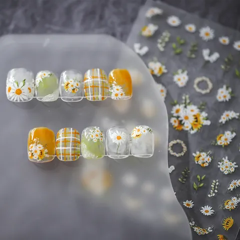 Adesivi per Unghie Autoadesivi a Forma di Margherita Giapponese Design Sottile Fiori Girasole Griglia per Manicure Fai da Te Donna