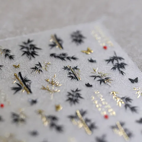 Pegatinas de Uñas 3D Estilo Chino en Relieve Bambú Mariposa Caligrafía Estampado en Oro Calcomanías de Uñas Mujer Decoración