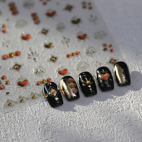 Adesivi per Unghie Metallici 3D Relief M760 Barocco Retrò Oro Bronzo Cuore Floreale Nail Art Decalcomanie Con Adesivo per Donna Decorazione Fai-da-te