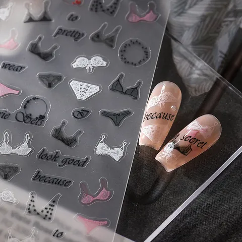 Dessous Muster 5D Relief Nagelaufkleber Spitze Brief Design Selbstklebend Mattierte Ultradünne Nagelabziehbilder Damen