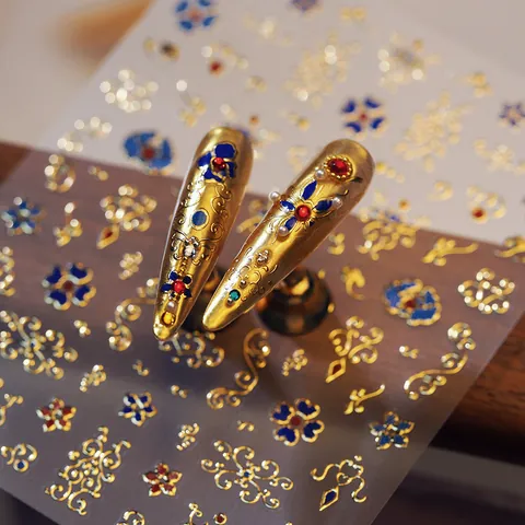 3D Geprägte Nagelkunst Aufkleber Goldprägung Vintage Chinesischer Stil Palast Schmetterling Blumen Maniküre Dekoration