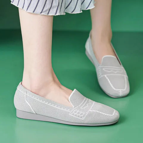 Women Fly-knit Loafers Breathable Slip-On Flat Shoes Comfortable Lightweight Casual Shallow Mouth Soft Sole Footwear Plus Size
