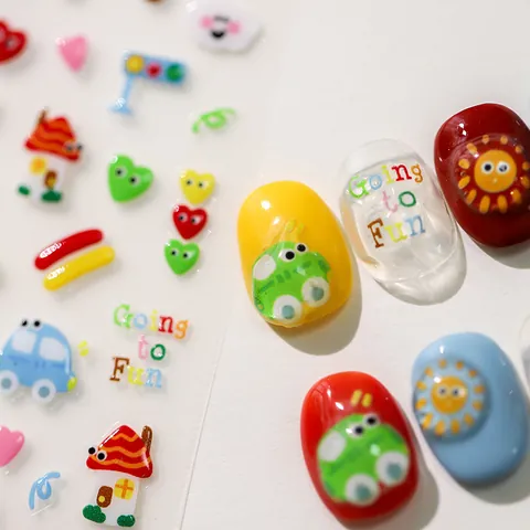 3D Geprägte Cartoon Nagelkunst Aufkleber PET Epoxidharz Süßes Auto Haus Sonne Herz Muster DIY Selbstklebende Maniküre Dekoration
