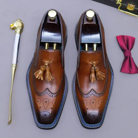 Men Genuine Leather Tassel Loafers Vintage Brogue Wingtip Business Formal Dress Shoes With Blue Stitching Detail
