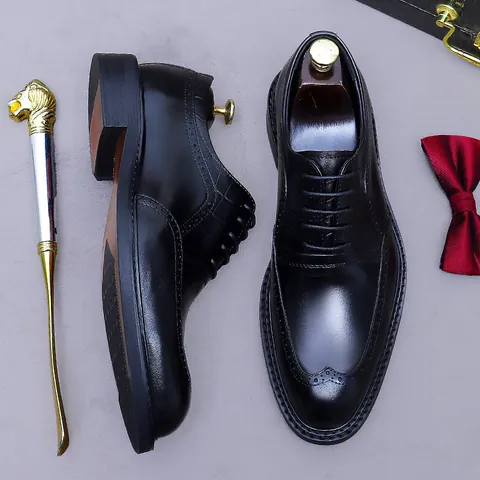 Men's First Layer Cowhide Brogue Wingtip Crocodile Embossed Lace-up Business Shoes With Pigskin Lining And Rubber Outsole