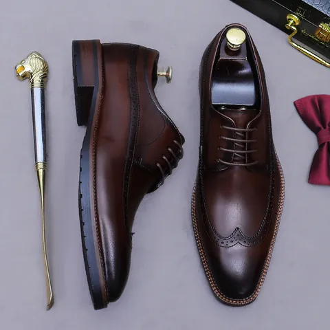 Men's First Layer Cowhide Brogue Derby Shoes British Style Pointed Toe Lace Up Formal Business Leather Shoes For Office Wedding