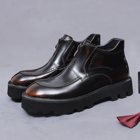 Men's Brogue Leather Martin Boots Front Zipper Thick Platform Shoes British Vintage Style Rubbed Finish Round Toe Boots Men