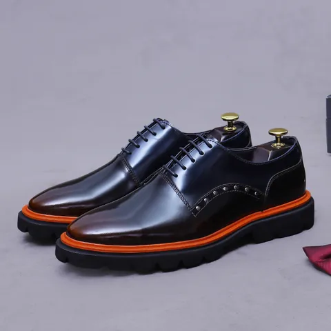Men's First Layer Cowhide Derby Shoes British Style Gradient Rubbed Brown Rivet Thick Sole Height Increasing Formal Shoes