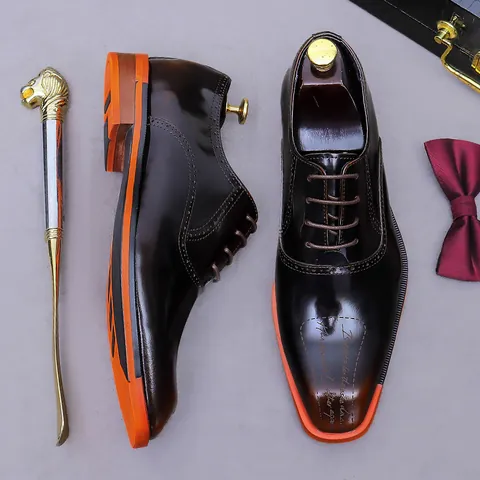 Men's British Style First Layer Cowhide Oxford Shoes Brogue Carving Lace Up Business Formal Dress Shoes With Contrast Sole