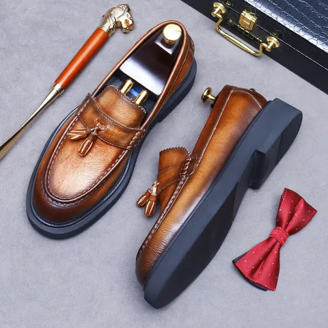 Men Business Loafers Top Grain Cowhide Leather Tassel Shoes Slip-on British Style Vintage Formal Dress Shoes Casual Mid Heel