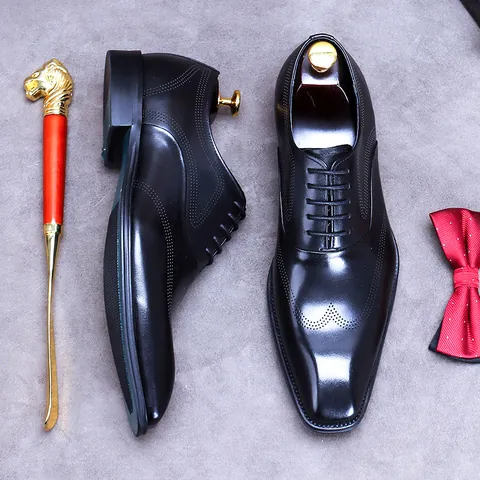 Scarpe Oxford Brogue da Uomo in Vera Pelle Bovina Classiche Wingtip Sfumate Scarpe da Abito Business Stile Britannico