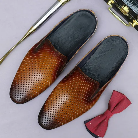 Mules da Uomo in Vera Pelle Traforata a Punta Chiusa Ciabatte Vintage Sfumate in Pelle di Vacchetta Mocassini Casual Traspiranti