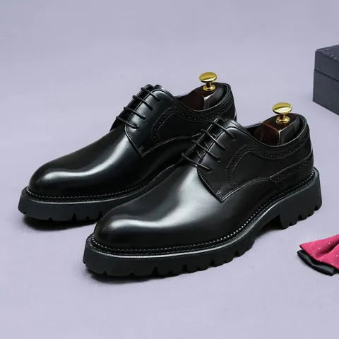 Scarpe Derby da Uomo in Pelle di Vacchetta Fatte a Mano Lusso Intaglio Brogue Suola Spessa Traspirante Formale Business Matrimonio