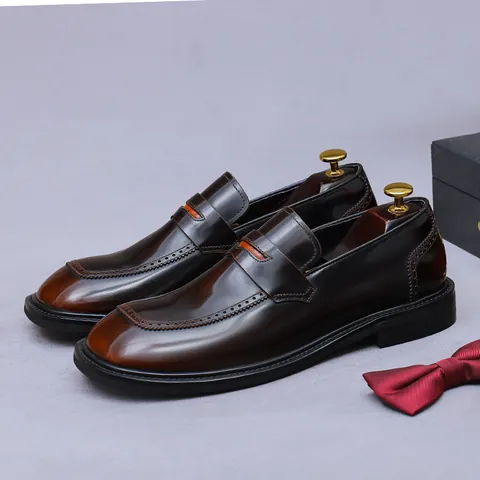 Uomo Penny Loafer in Pelle di Vacchetta Primo Strato Vernice Lucida Scarpe Stringate Business Formali Con Intaglio Brogue Punta Tonda Slip On Ufficio Matrimonio