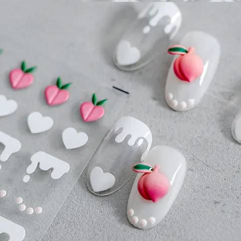 Autocollants d'Art d'Ongle en Relief 3D Motif Pêche Crémeuse Rose Blanc Cœur Décalcomanies d'Ongles Auto-Adhésives pour Femmes Décoration Manucure DIY