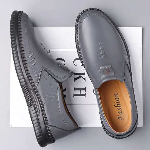 Men Business Casual Cowhide Leather Loafers Slip On Driving Shoes Soft Sole Breathable Lightweight Non Slip Flat Loafers
