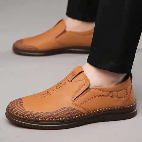 Men's Casual Leather Loafers Slip-on Driving Shoes Non-slip Soft Sole Breathable Moccasins Business Office Flat Shoes
