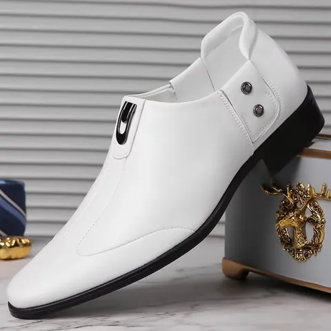 Men Business Formal Pointed Toe Derby Shoes British Style Slip On Wedding Groom Footwear Microfiber Leather Metal Buckle Rivet Shoes