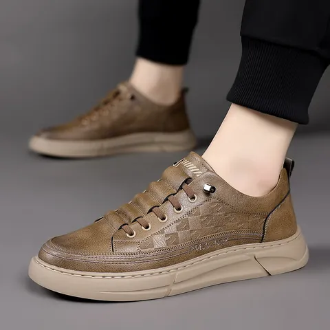 Men Casual Board Shoes Microfiber Leather Retro Slip On Soft Sole Waterproof Outdoor Walking Sneakers For Men Everyday