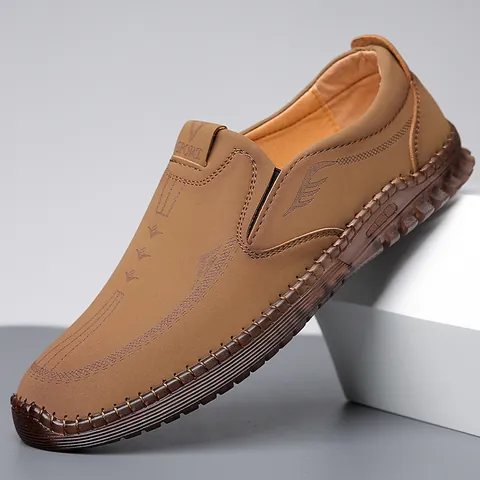 Men's Casual Cowhide Leather Loafers Soft Sole Slip-on Driving Shoes Breathable Business Casual Flat Shoes For Men