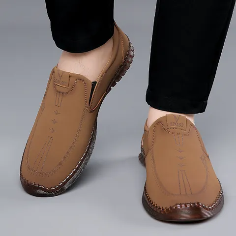 Men's Casual Cowhide Leather Loafers Soft Sole Slip-on Driving Shoes Breathable Business Casual Flat Shoes For Men