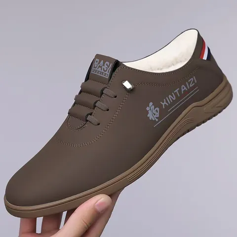Men Casual Leather Shoes Winter Warm Faux Fur Lined Slip On Loafers Microfiber Leather Non Slip Soft Sole Fashion Footwear
