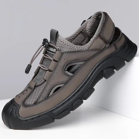 Sandales de Plein Air pour Hommes Mailles Respirantes Chaussures de Plage Antidérapantes Bout Fermé Sandales de Sport Été Décontracté Marche