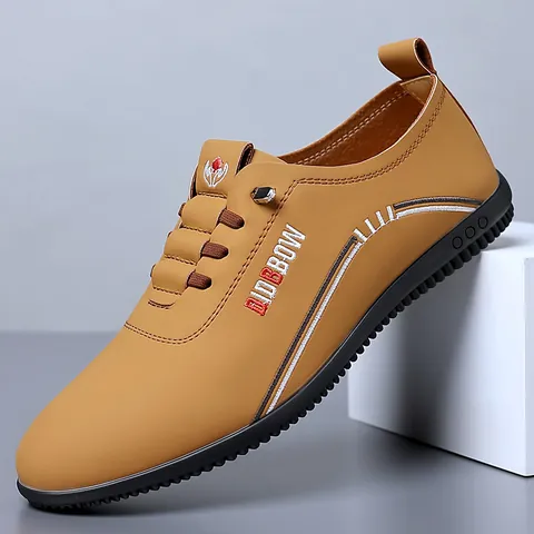 Chaussures en Cuir Décontractées pour Hommes Mocassins à Enfiler Antidérapants Chaussures de Conduite Plates Semelle Souple Couleur Unie