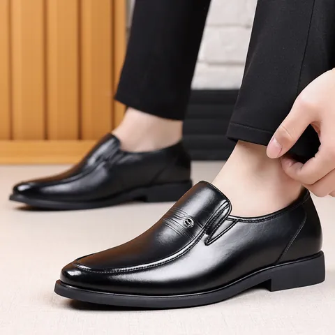 Men Business Leather Shoes Microfiber Leather Slip On Loafers Breathable Formal Office Shoes British Style Mens Footwear