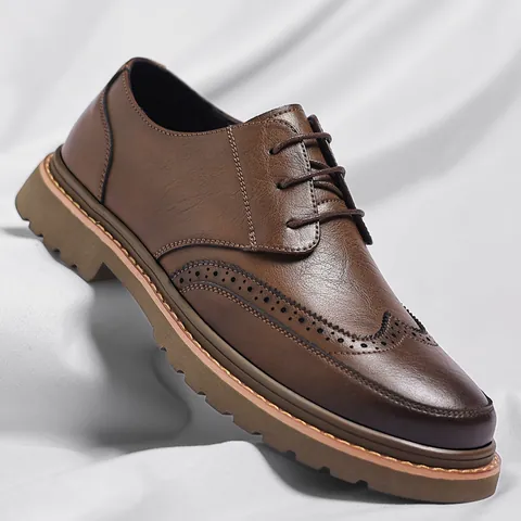 Men's British Vintage Brogue Derby Shoes Business Casual Wingtip Carving Non-slip Thick Sole Recycled Leather Formal Dress Shoes