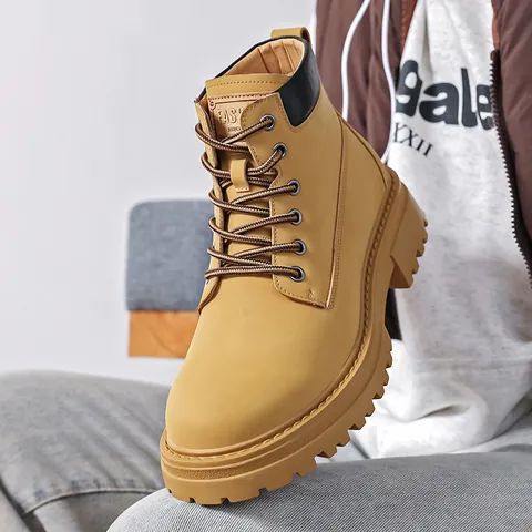 Men's Retro British High Top Martin Boots Warm Fleece Lined Yellow Work Boots Thick Sole Non Slip Fashion Tooling Shoes