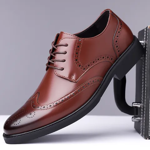 Men's British Style Brogue Oxford Shoes Microfiber Leather Wingtip Carved Business Formal Lace-up Non-slip Rubber Sole Casual Shoes