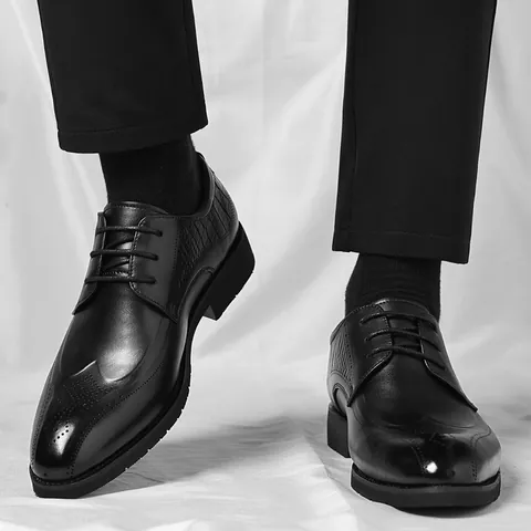 Men's Business Formal Shoes Brogue Carved Pointed Toe Leather Shoes Alligator Pattern Lace Up Gentleman Wedding Office Dress Shoes