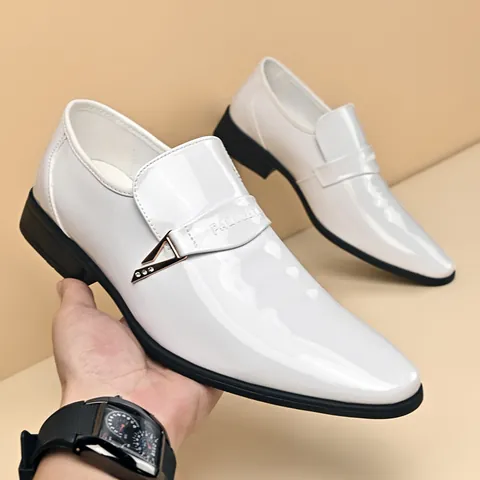 Men Business Formal Shoes Patent Cowhide Leather Pointed Toe Breathable Hollow Slip-On Loafers Wedding Shoes Black White