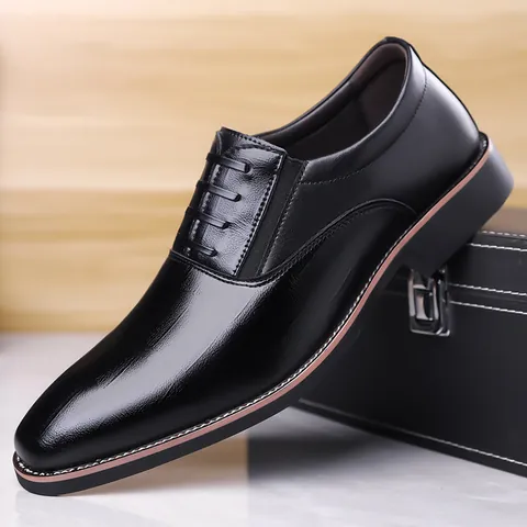 Scarpe Eleganti da Uomo in Stile Britannico in Pelle di Vacchetta Senza Lacci per Matrimonio Formale Con Motivo Coccodrillo