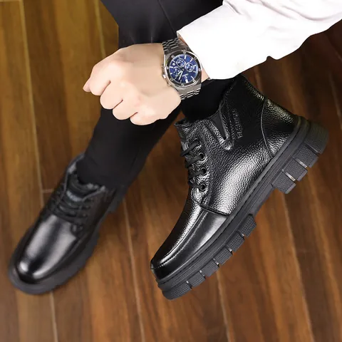 Men's Winter Snow Boots Top Layer Cowhide Leather High Top Shoes With Fleece Lining Non-Slip Rubber Sole Casual Outdoor Boots