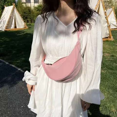 Trendy Nylon Crossbody Dumpling Bag Lightweight Minimalist Solid Color Adjustable Strap Shoulder Bag For Women Daily Wear