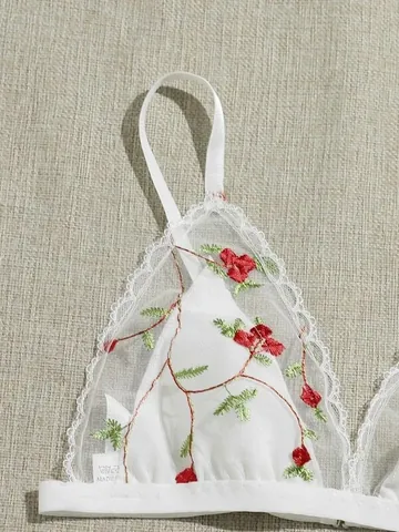 Lingerie Sexy pour Femmes en Maille Transparente Blanche Avec Broderie Florale Soutien-Gorge Porte-Jarretelles Et String