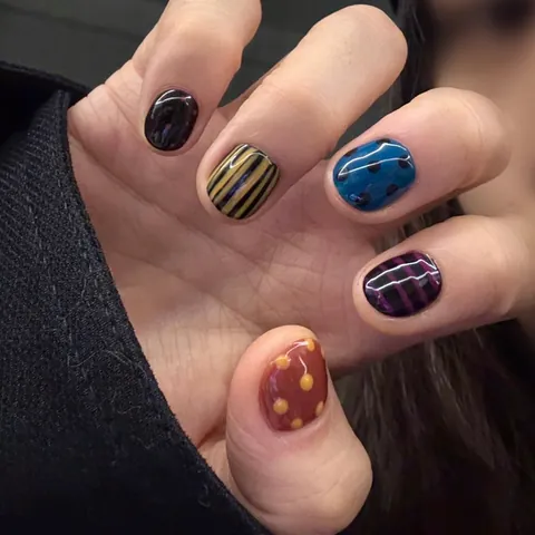 Vintage Checkered Contrast Color Polka Dots Short Square Press On Nails ABS Full Cover Fake Nails Women DIY Manicure
